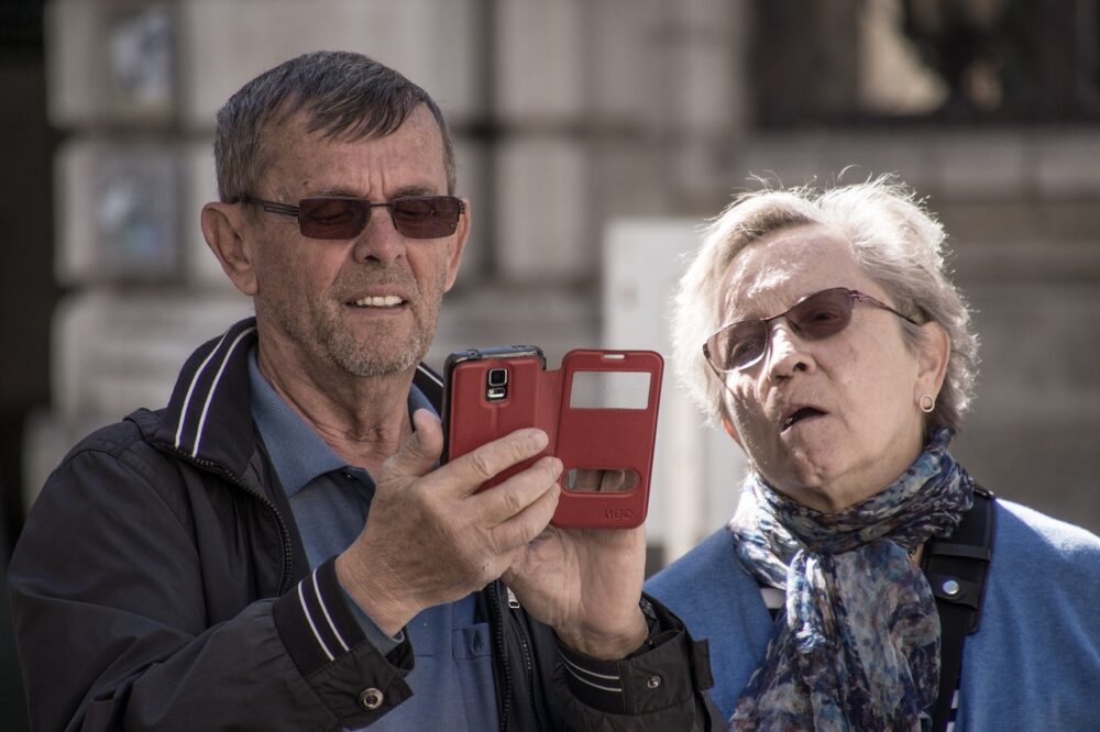 La Violencia Administrativa se ceba con las personas mayores