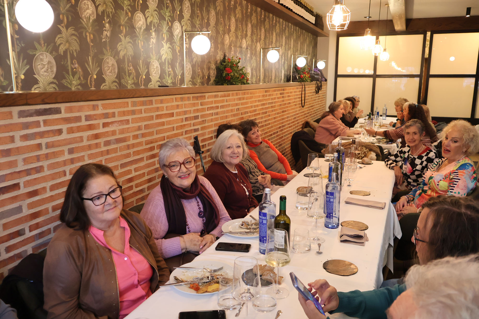 Activos y Felices celebra la Navidad y el valor de las personas en el Restaurante Pico Pico